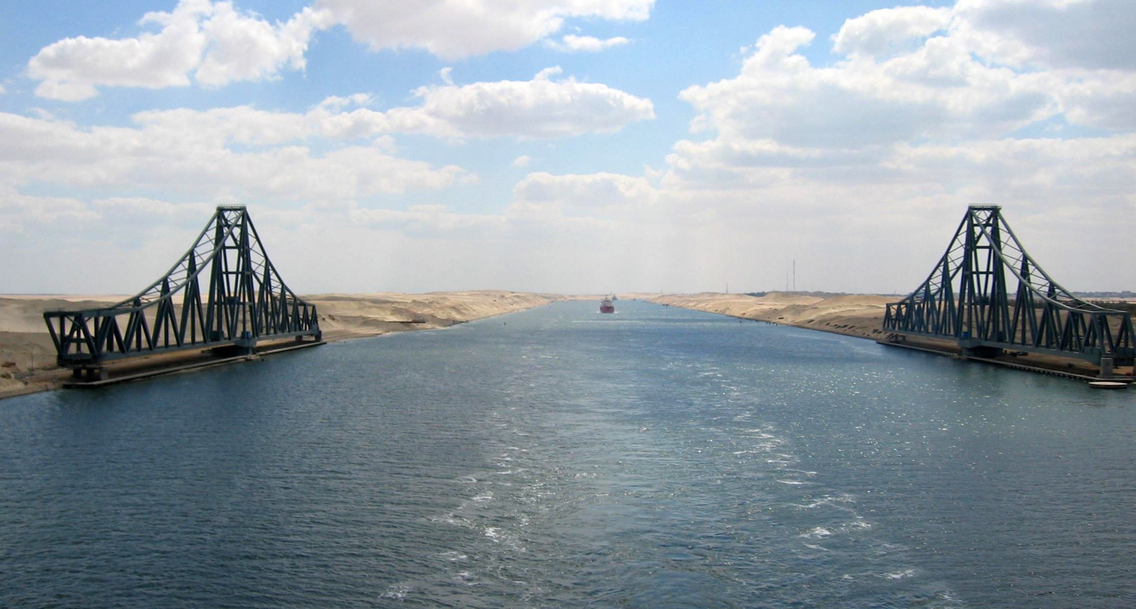 Private Suez Canal Panorama: Ferdan Bridge & Ship-Watch