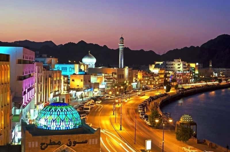 Muttrah Souq & Corniche: Private Heritage Walk with a Local Expert