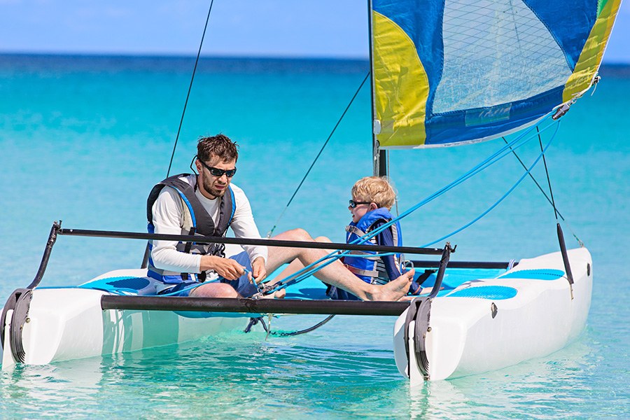 Hobie Catamaran Self-Sail: Master the Turquoise Lagoon