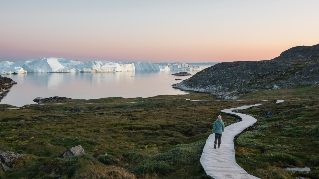 Sermermiut & UNESCO Icefjord Trails: Private Guided Hike