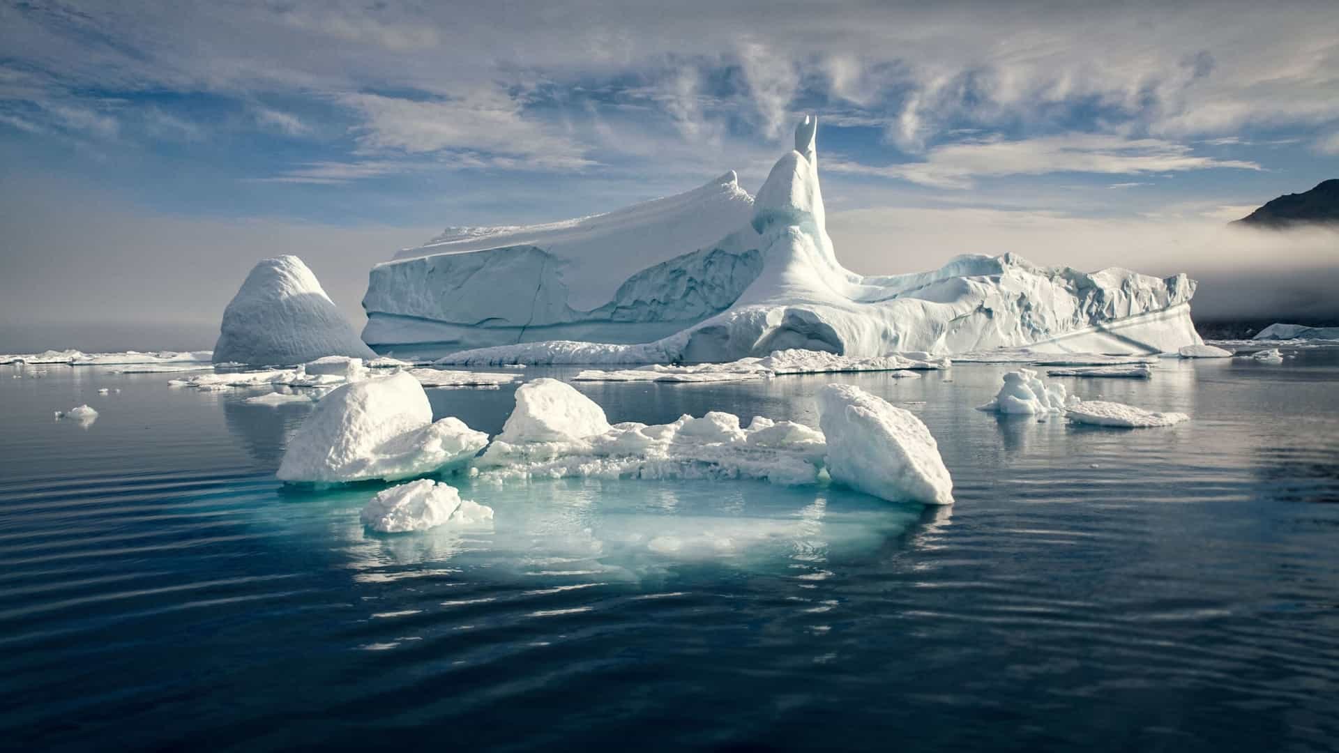 Private Polar Photography Expedition with Expert Guides