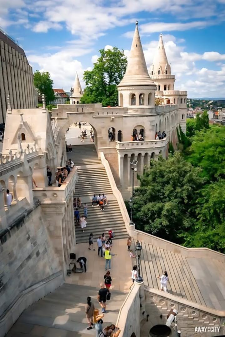 Budapest by Private Car from Visegrad: Parliament, Fisherman's Bastion & Thermal Spa