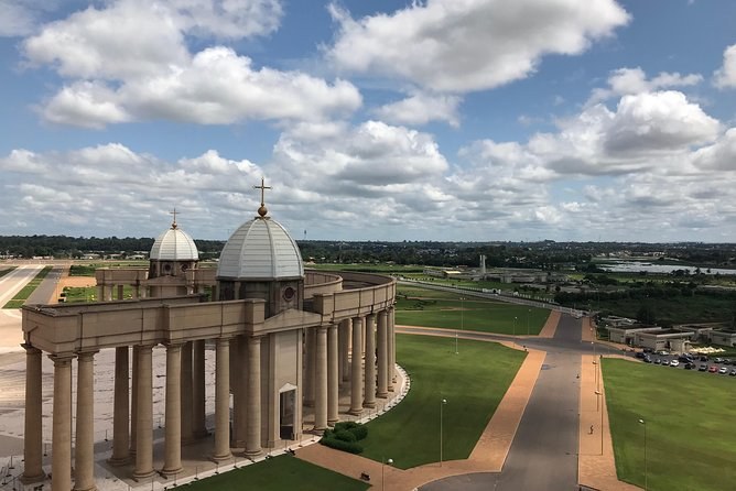 Yamoussoukro: Basilica of Our Lady of Peace Private Tour