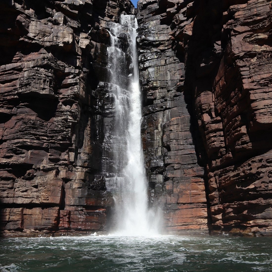 King George Falls: Zodiac & Gorge Swim