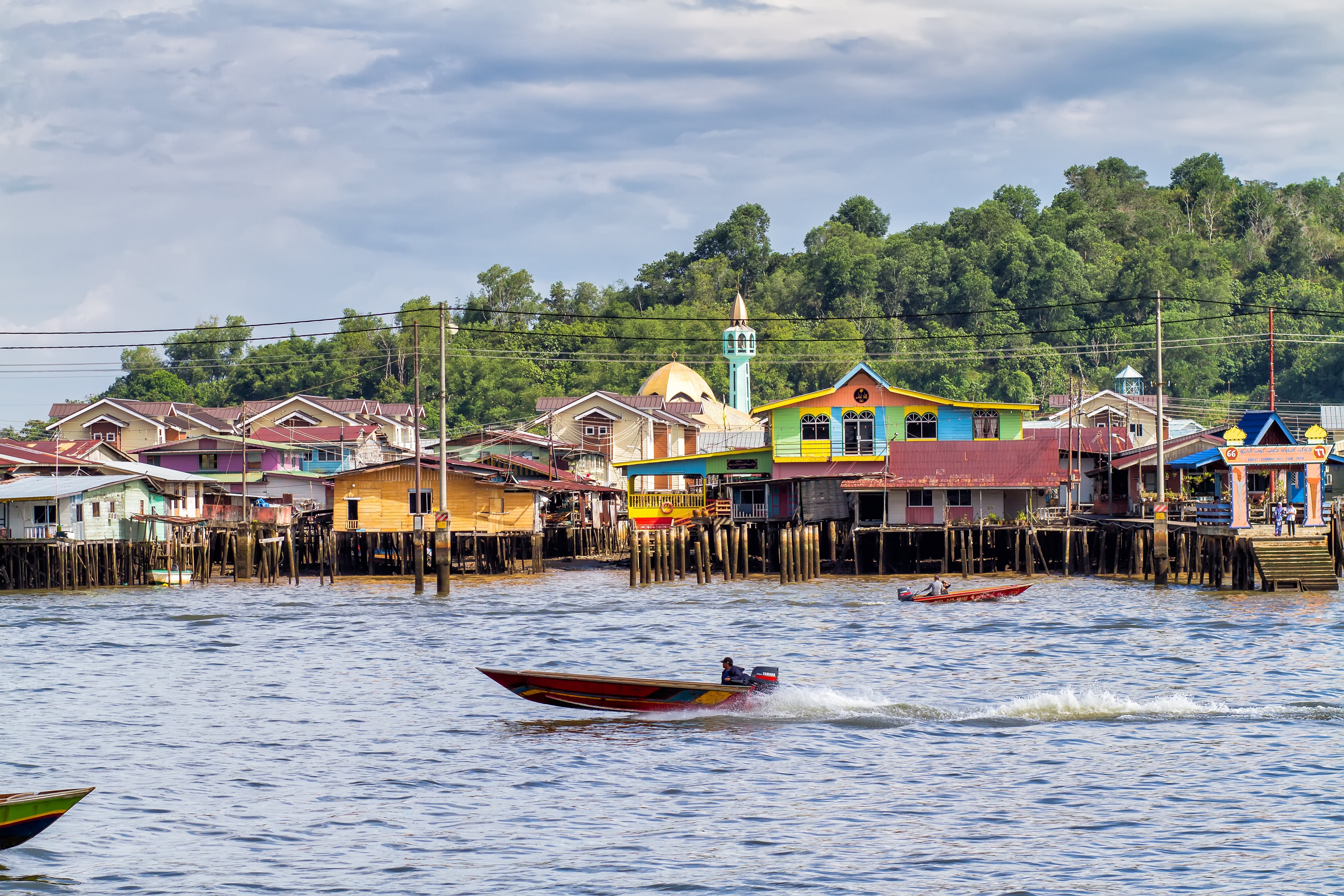 Kampong Ayer Water Village: Private Stilted-City Discovery