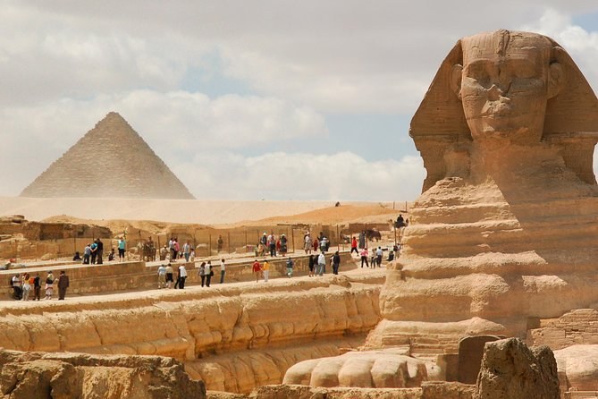 Cairo & the Pyramids of Giza: Private Luxury Fly-Day from Sharm