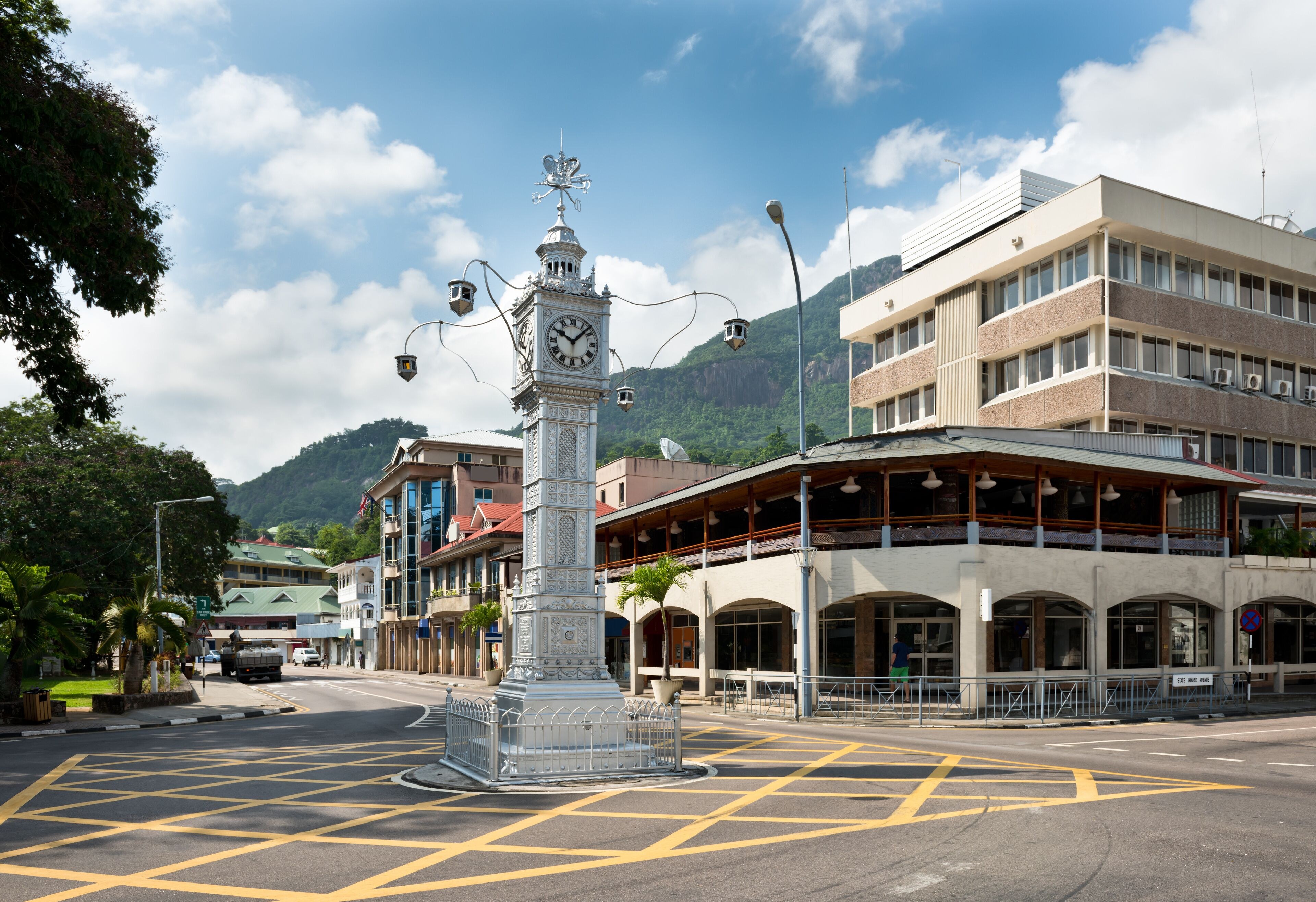 Victoria Heritage Walk & Clocktower: Private Cultural Discovery