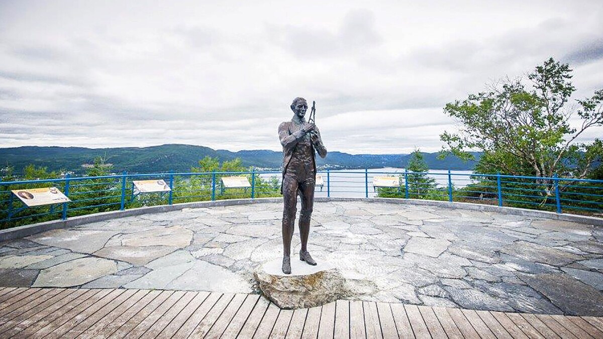 Captain Cook's Corner Brook: History & Heritage Private Tour
