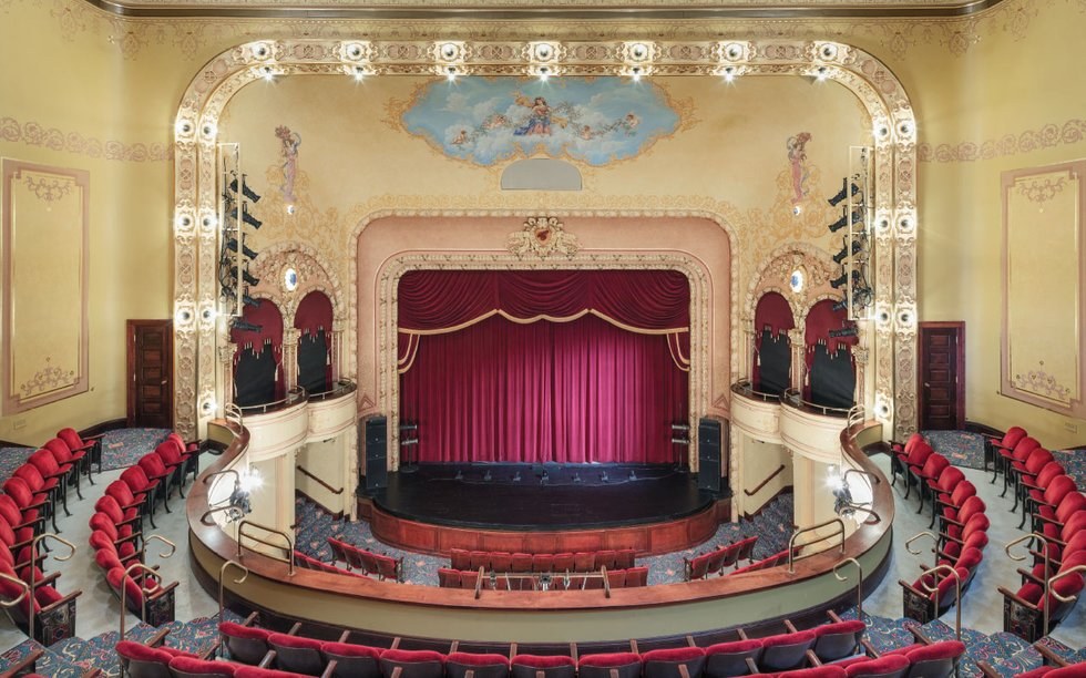 Sheldon Theatre: Backstage Tour of the Mississippi's Grand Dame