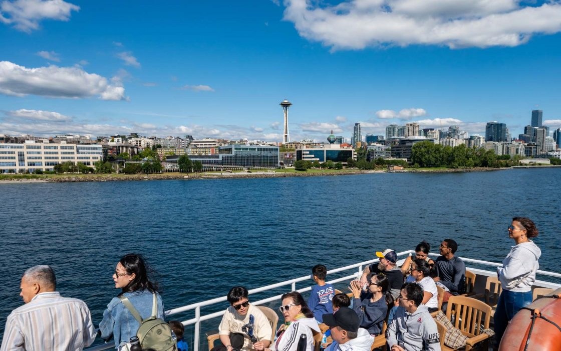 Argosy Cruises: Seattle's Original Guided Harbor Cruise