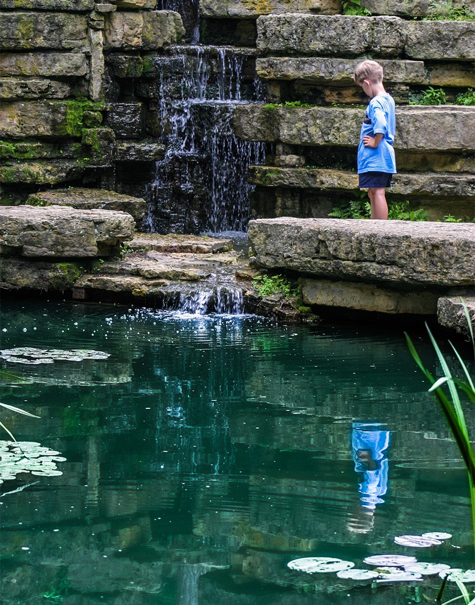 Eagle Point Park: Bluff-Top Gardens & Mississippi Panoramas