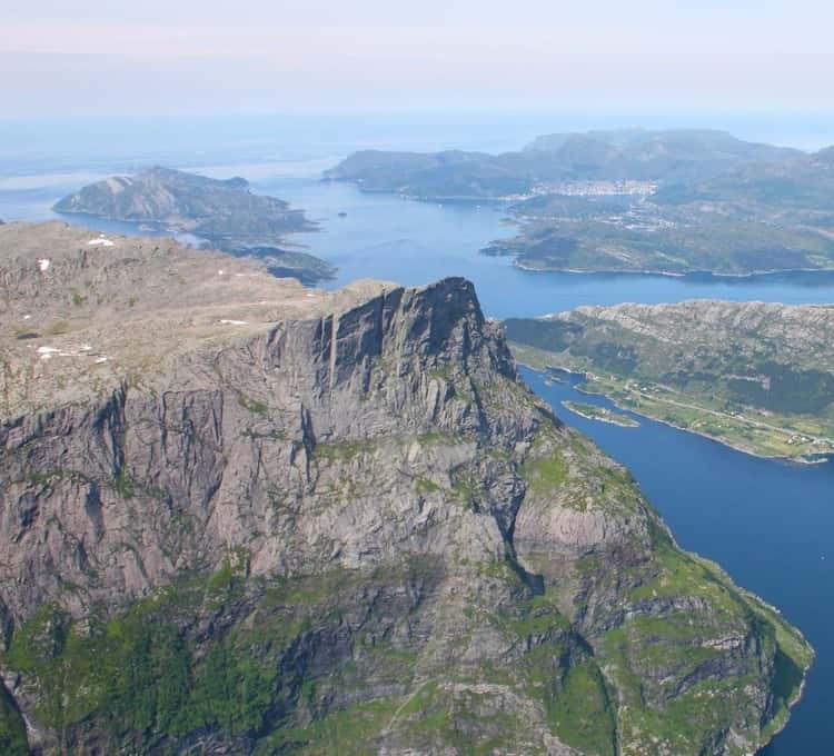 RIB Safari to Hornelen — Europe's Highest Sea Cliff