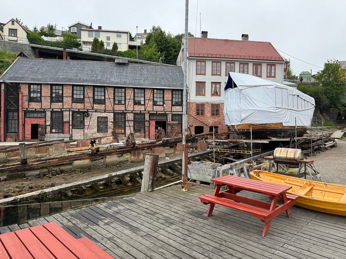 Mellemværftet Historic Shipyard: Private Guided Workshop Tour