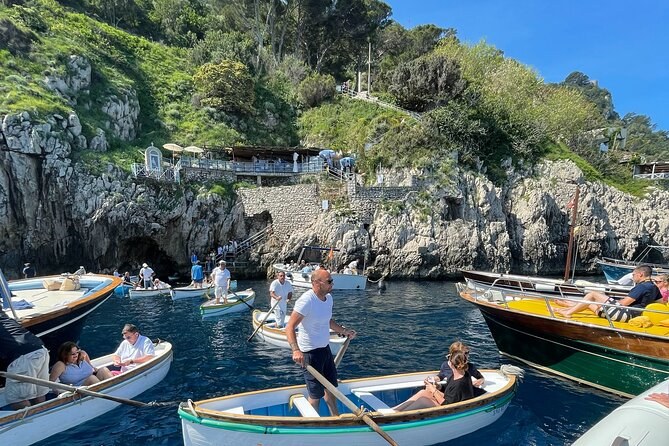 Private Speedboat to the Blue Grotto & Capri Cliffside Lunch