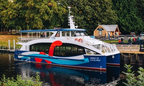 Loch Ness Monster Hunter Boat Cruise with Sonar Technology