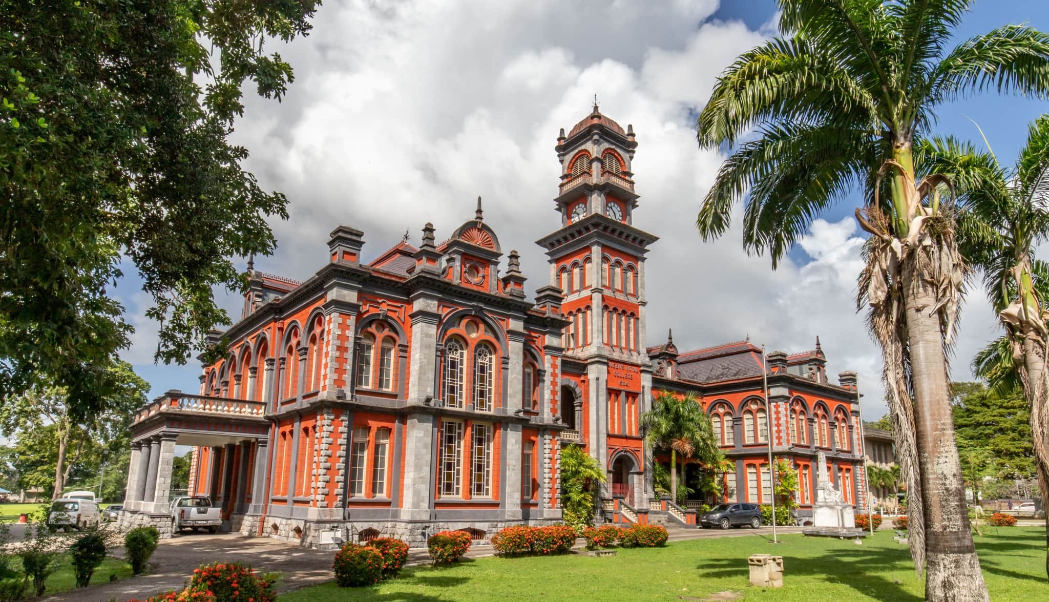 Port of Spain Magnificent Seven & Queens Park Savannah Heritage Walk