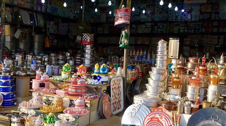Masafi Friday Market: Private Spice, Pottery & Mountain Honey Trail