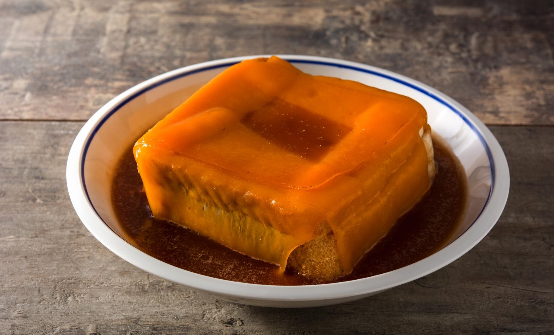 Secret Food Tour Porto: Market, Tasca & Pastry Trail