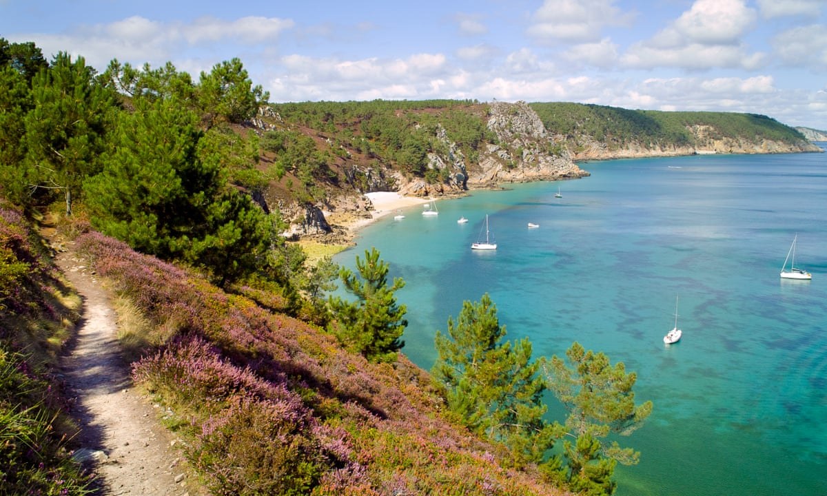 Locronan & Crozon Peninsula: Coastal Brittany Private Day