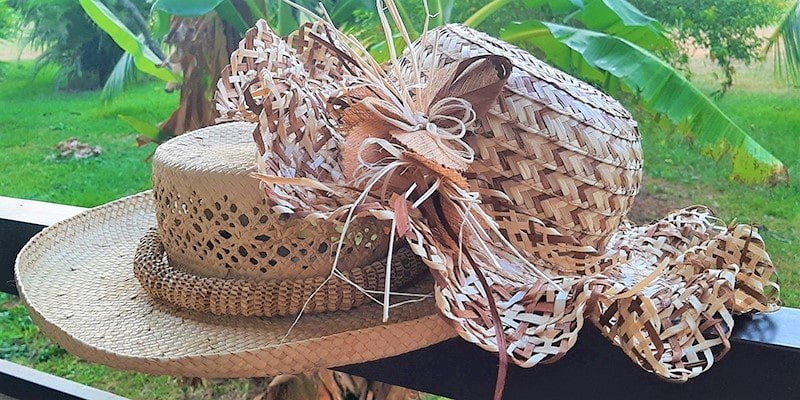 Local Handicraft & Woven Pandanus Art Market Experience