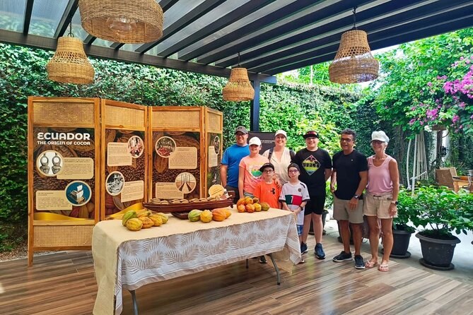 Cacao & Coffee Hacienda: Ecuador's Fino de Aroma Farm Experience