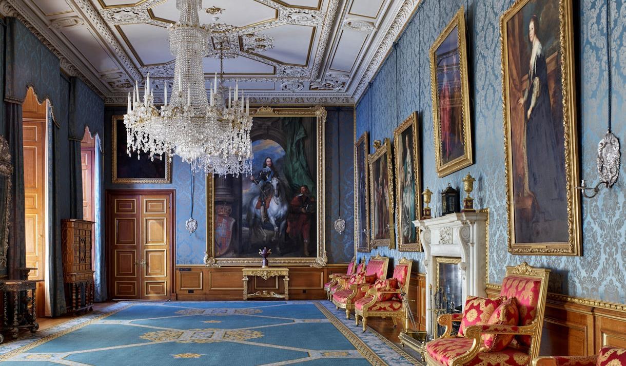 Windsor Castle: Royal Grandeur on a Private Day Tour