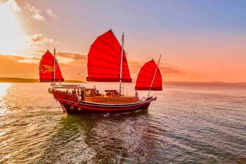 Port Douglas: Sunset Cruise aboard a Chinese Shaolin Junk Ship