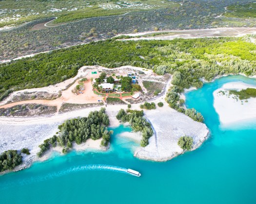 Broome's Staircase to the Moon & Willie Creek Pearl Farm by Seaplane
