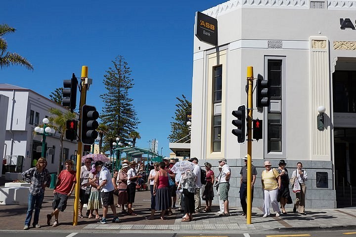 Art Deco Napier Guided Walk: The Definitive 2.5-Hour Tour
