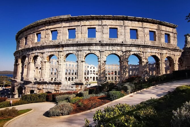 Pula Arena: Roman Amphitheatre Private Guided Experience