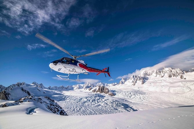 Private Helicopter Flight Over the Pacific Dateline Corridor
