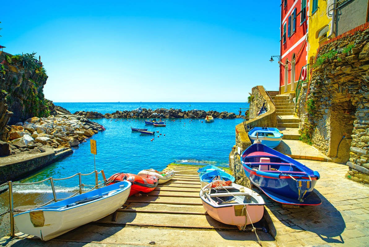 Private Cinque Terre Tour with Boat Ride – Kiss From Italy