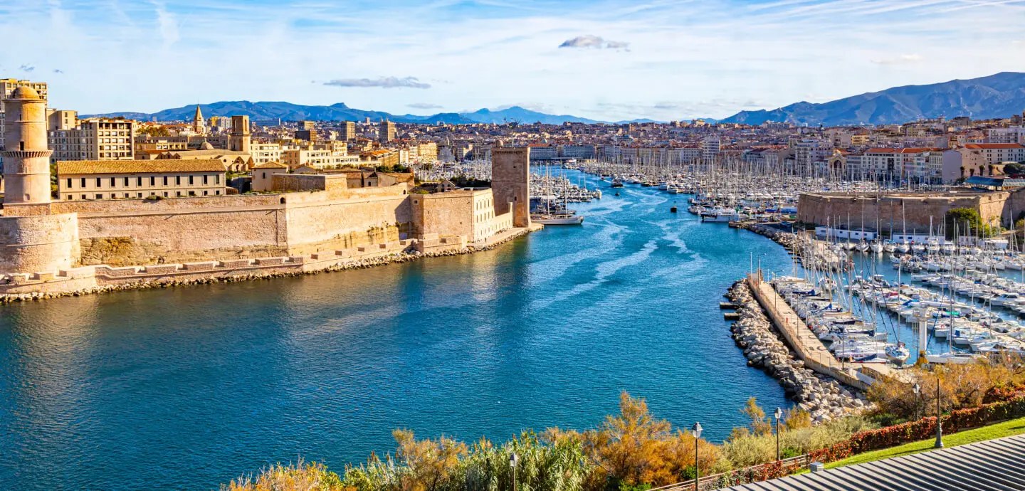Marseille Private Guided City Tour: Vieux-Port to Le Panier