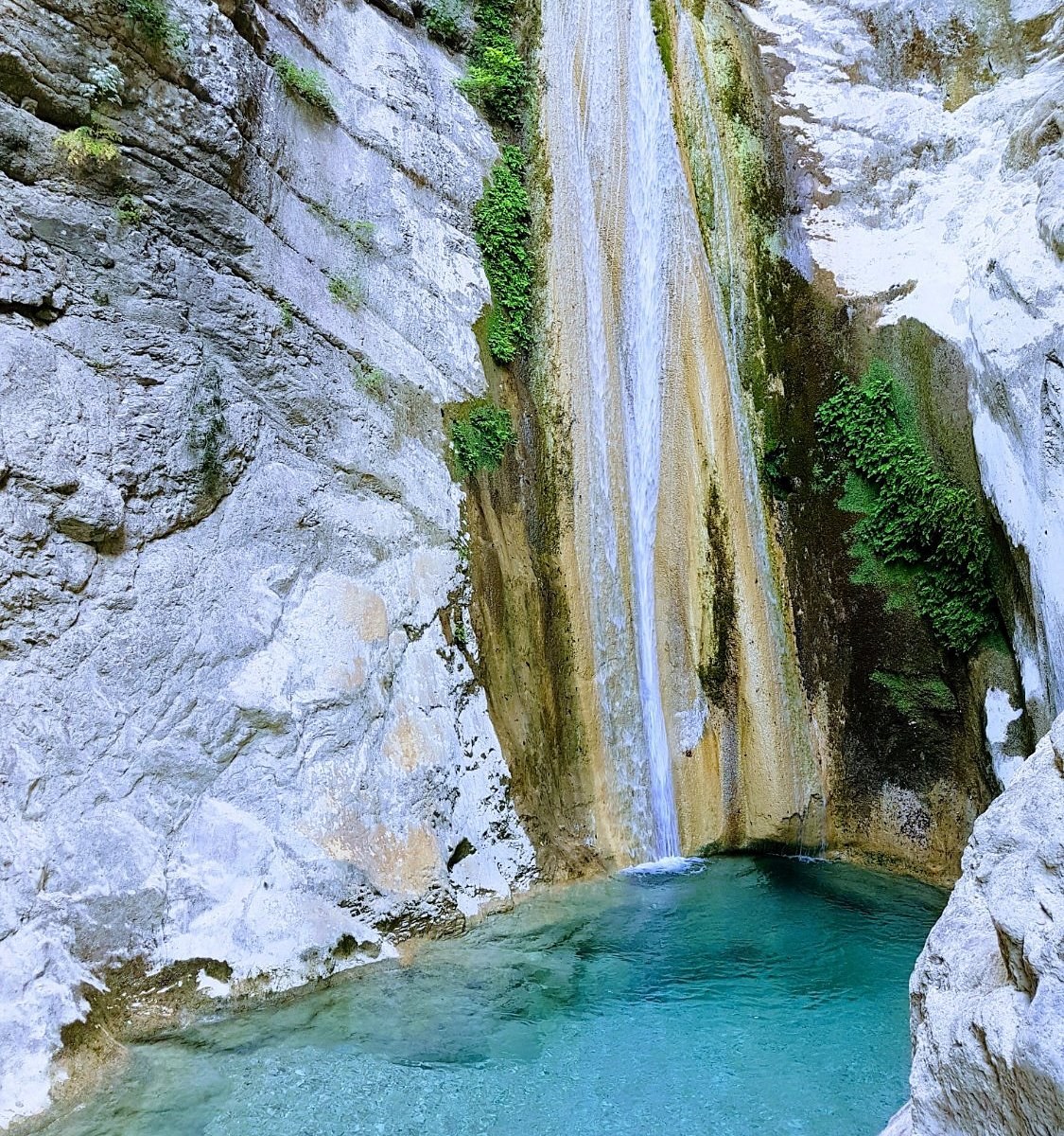 Nydri Waterfalls Hike & Lefkada Old Town Private Guided Tour