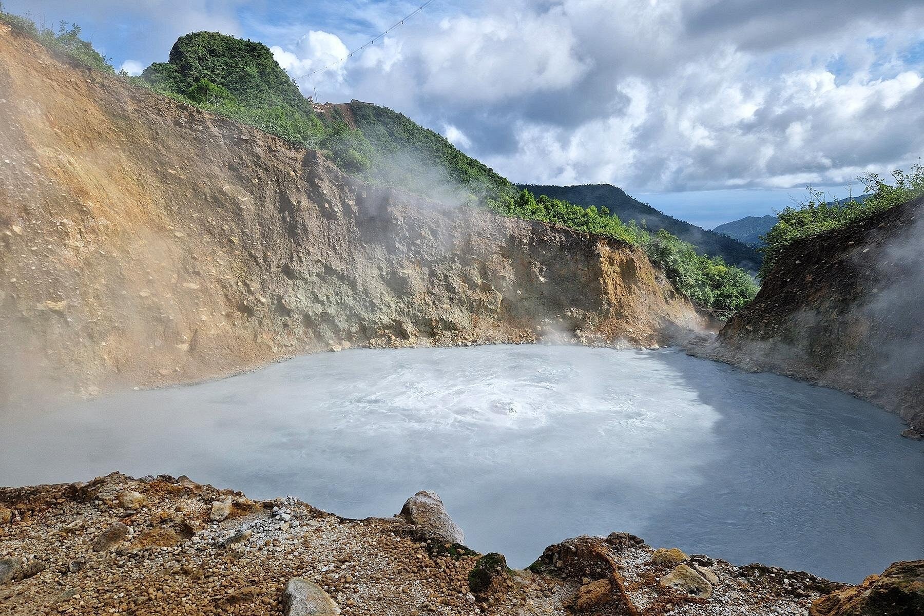 Dominica: Private Rainforest & Boiling Lake Trek with Expert Guide