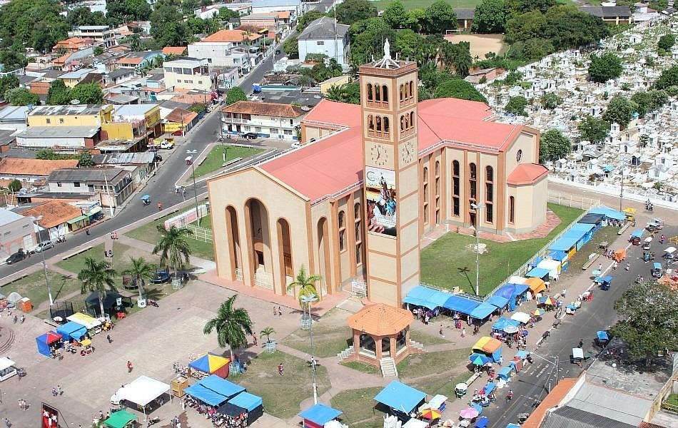 Nossa Senhora do Carmo Cathedral & Historic Cemetery Private Tour