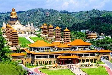 Fo Guang Shan Monastery: Grand Buddhist Sanctuary Day Experience