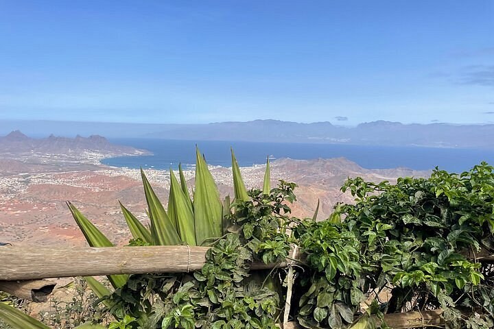 Monte Verde Summit Hike: Highest Point of São Vicente
