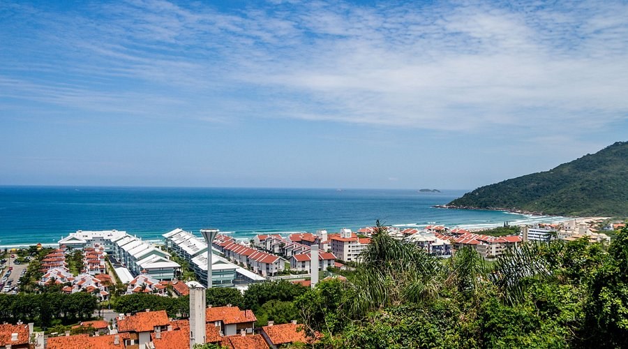 Praia Brava: Exclusive Beach Club Day at Upscale Itajaí Riviera