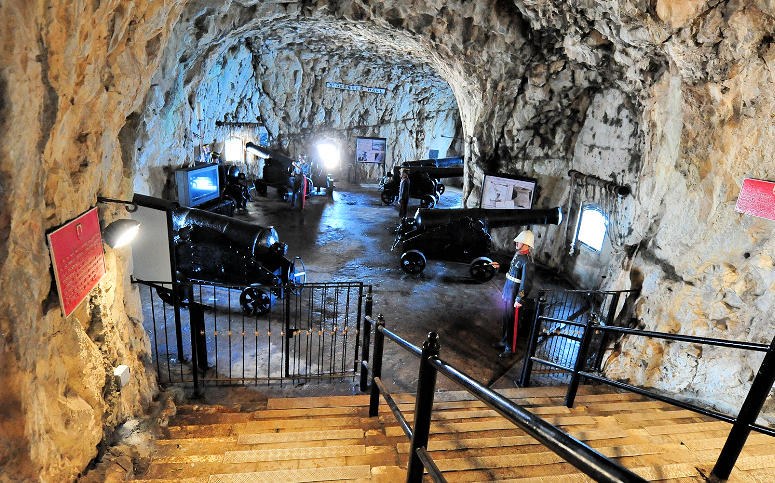 Great Siege Tunnels: Gibraltar's WWII & Georgian Fortress Deep-Dive