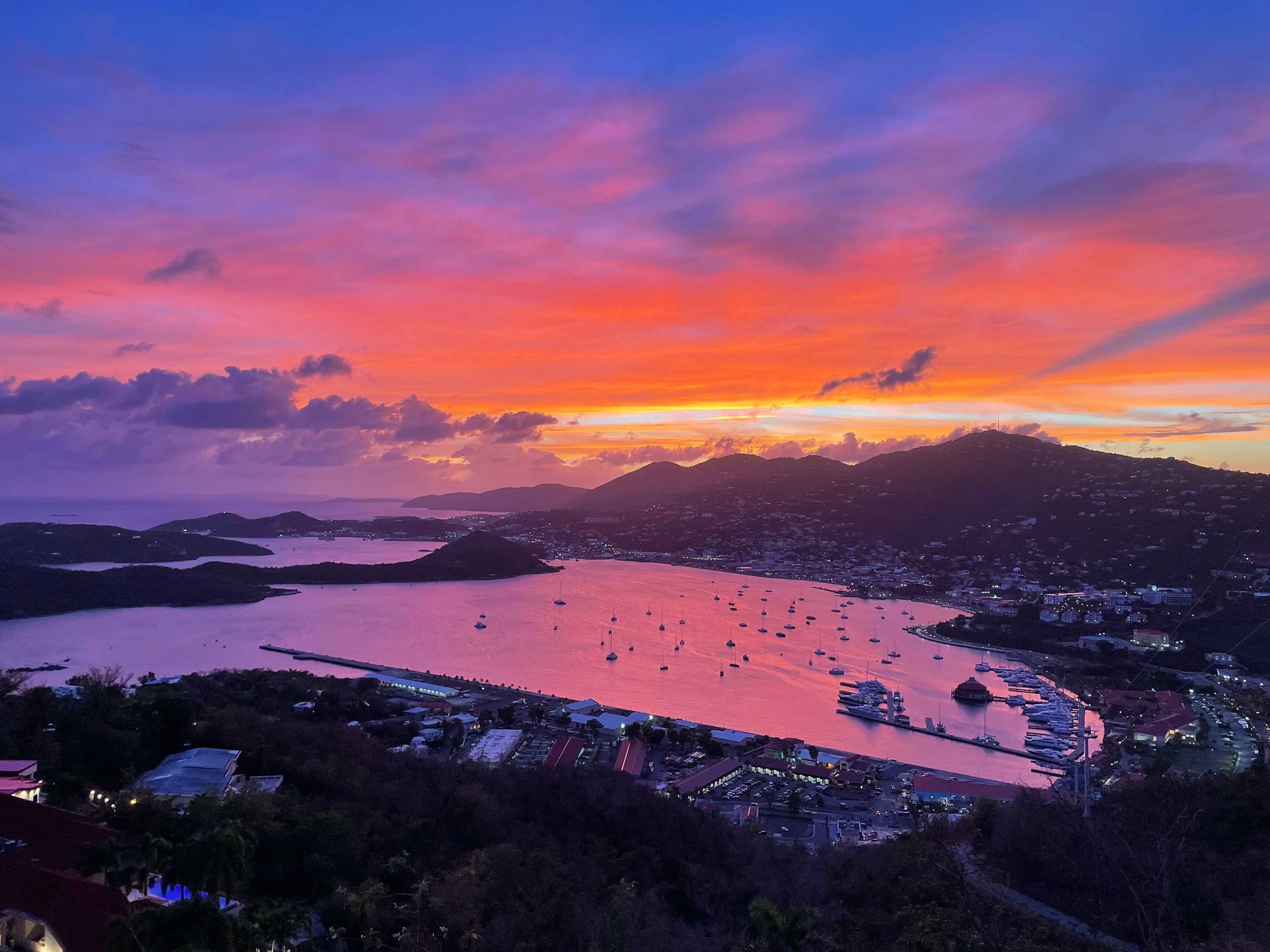 Paradise Point Skyride & Exclusive Hilltop Champagne Sunset Toast
