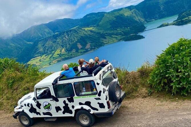 Private 4WD Jeep Safari: Volcanic Peaks, Hidden Lagoons & Coastline