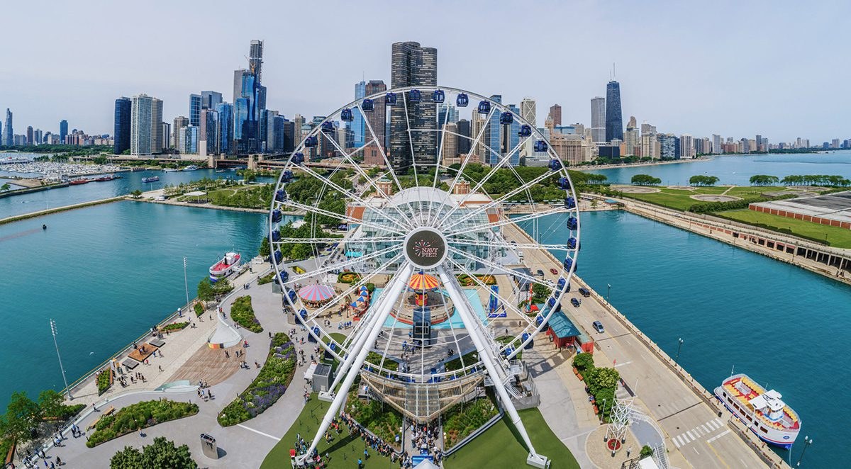 Navy Pier: Centennial Wheel & Lakefront Experience