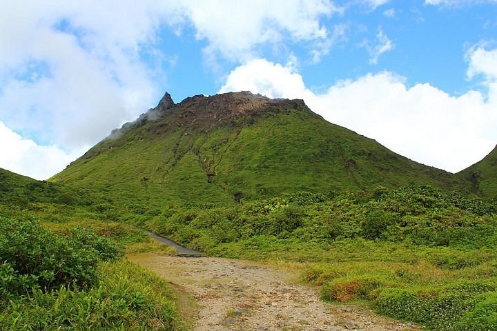 La Grande Soufrière: Private Guided Summit Hike