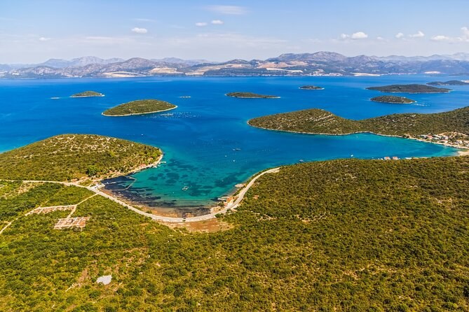 Ston Oyster Feast & Pelješac Wine Country: Private Day Tour