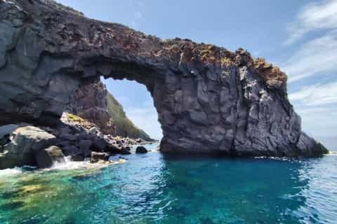 Snorkelling the Lipari Marine Reserve: Crystal Grottoes & Obsidian Seabed