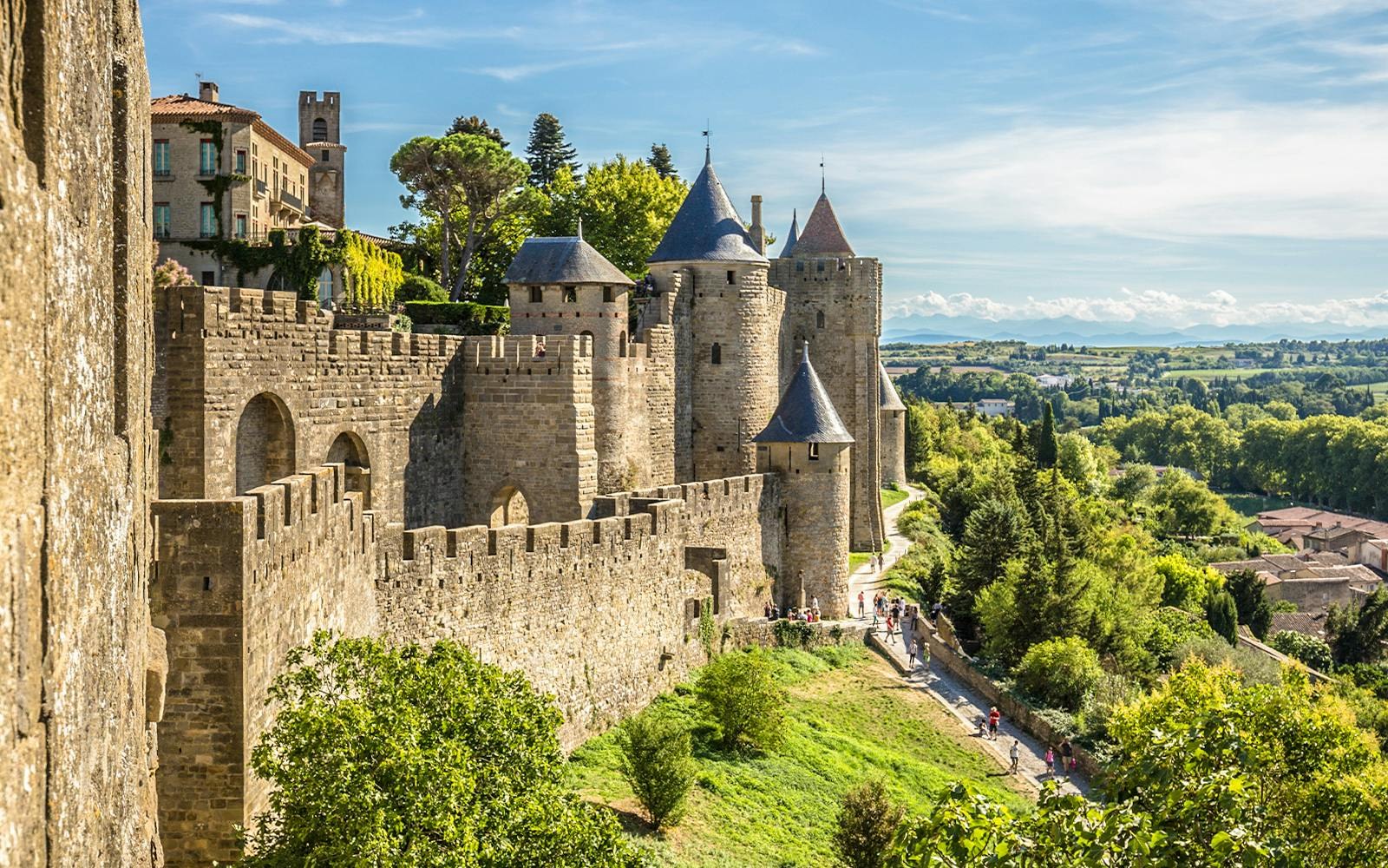 Château Comtal & Ramparts of Carcassonne: Expert Guided Visit