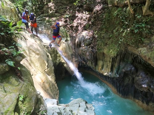 27 Charcos of Damajagua: Full Waterfall Canyoneering Adventure