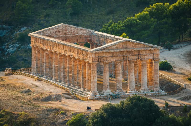 Segesta Greek Temple & Theatre: Private Expert-Led Immersion