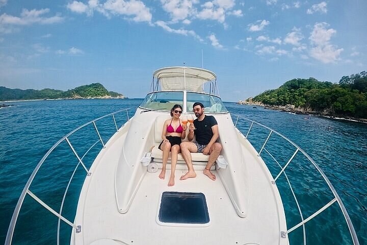 Private Yacht Charter: Huatulco's Nine Bays at Your Pace